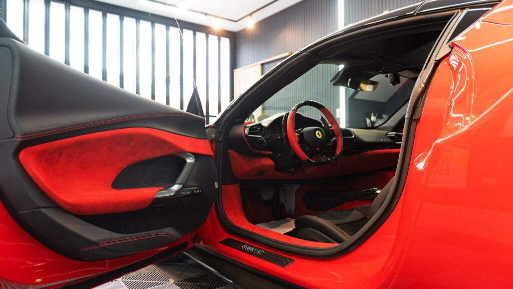 【事例紹介】フェラーリ296GTS フルプロテクション＆内装コーティング施工